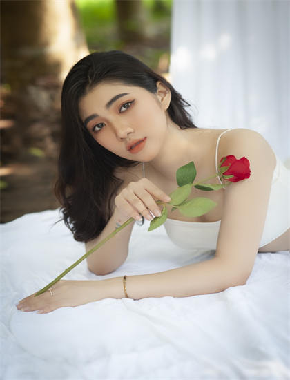 在线综合亚洲欧美日韩视频_国产情影片在线观看_重生之门在线观看完整版高清